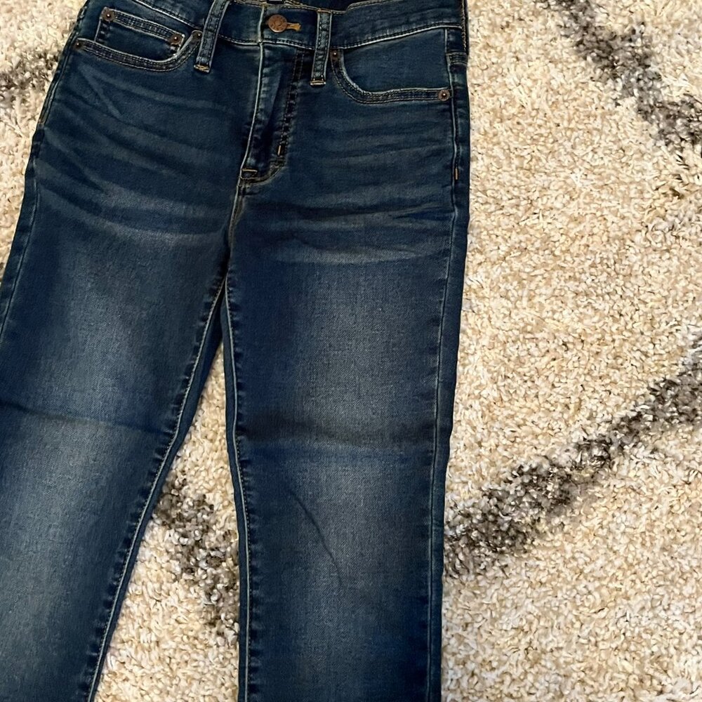 J. Crew 9" High-Rise Skinny Jeans size 25, Inseam 24